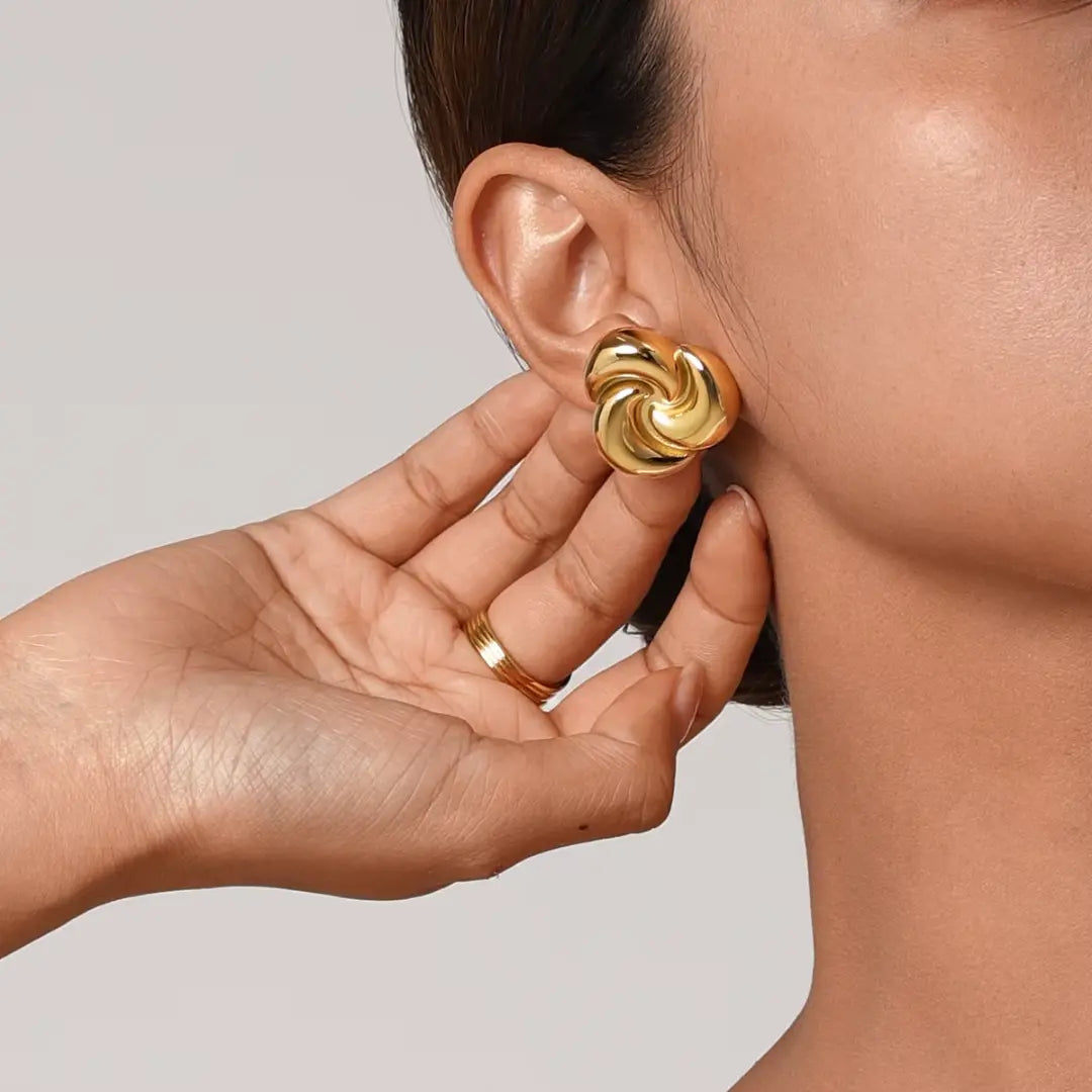 ZERELIA GOLD EARRINGS Olyssia