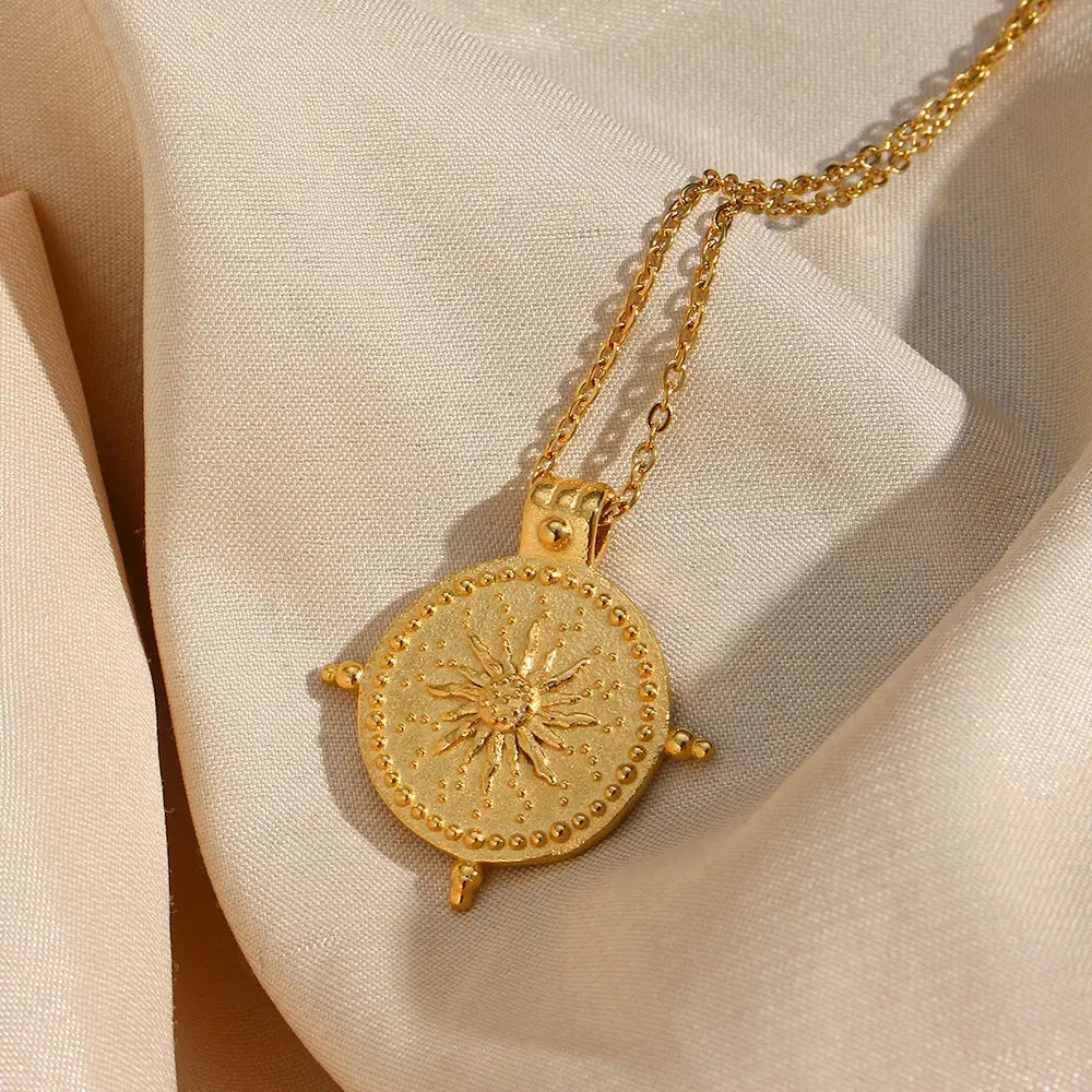 2022 New Frosted Surface Acient Sun Compass Pendant Necklace For Woman Ladies New Stee PVD Plated Coin Necklace Gold Jewelry Olyssia