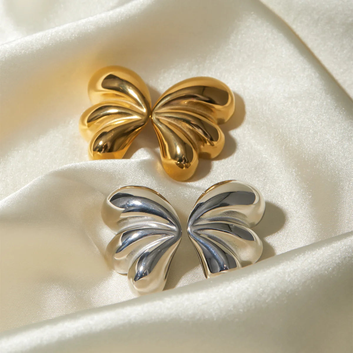 TESSIA GOLD BUTTERFLY EARRINGS