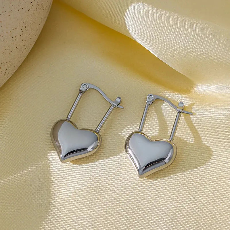 ANENJERY 316L Stainless Steel Love Heart Earrings For Women Girls Simple Fashion Personality Jewelry Gifts Daily Wholesale Olyssia