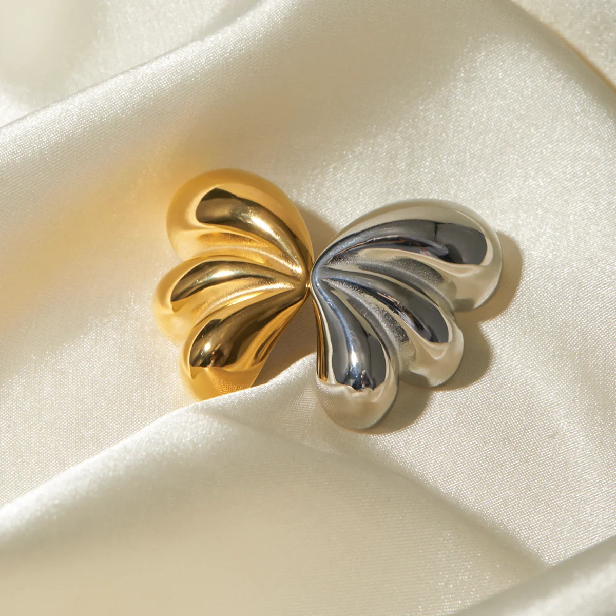 TESSIA GOLD BUTTERFLY EARRINGS