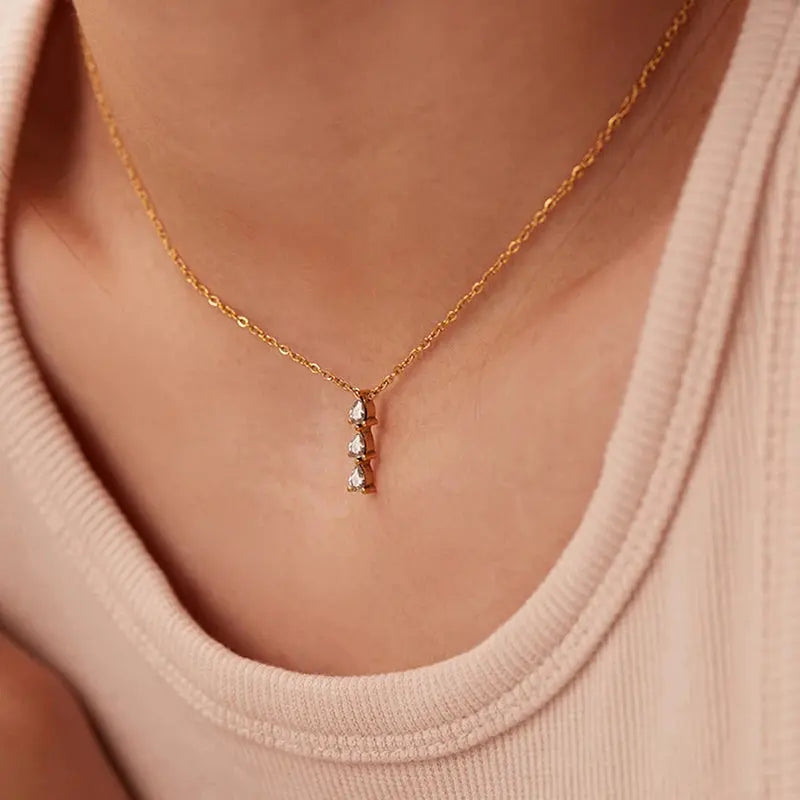 Ins Delicate Gold Plated Water Drop Shaped Shinny Stone Pendant Necklaces for Women Collar joyería acero inoxidable mujer Gift Olyssia