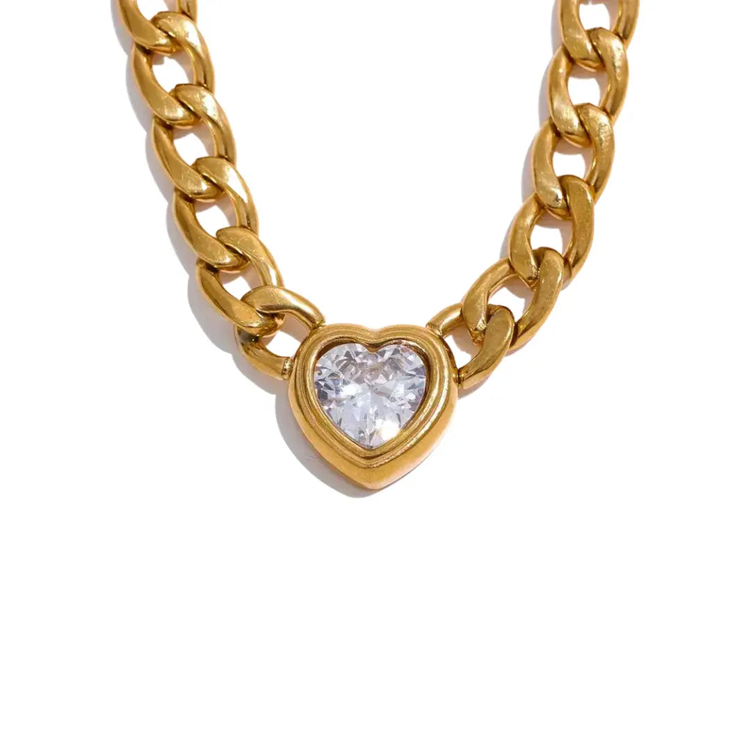 KARITHA HEART GOLD NECKLACE Olyssia