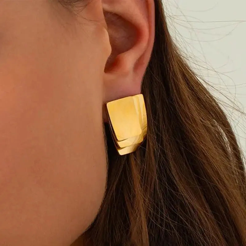 Loe | Gold Geometric Earrings for Women. Stainless Steel.Smooth Metal Modern Jewelry.1Pair. European and American Olyssia