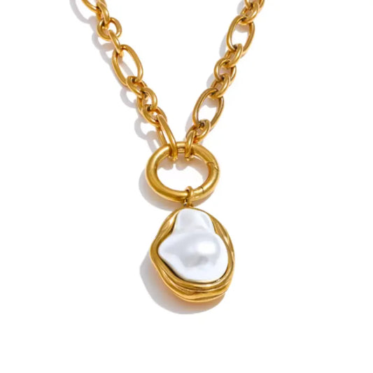 Octavia Freshwater Pearl Necklace Olyssia