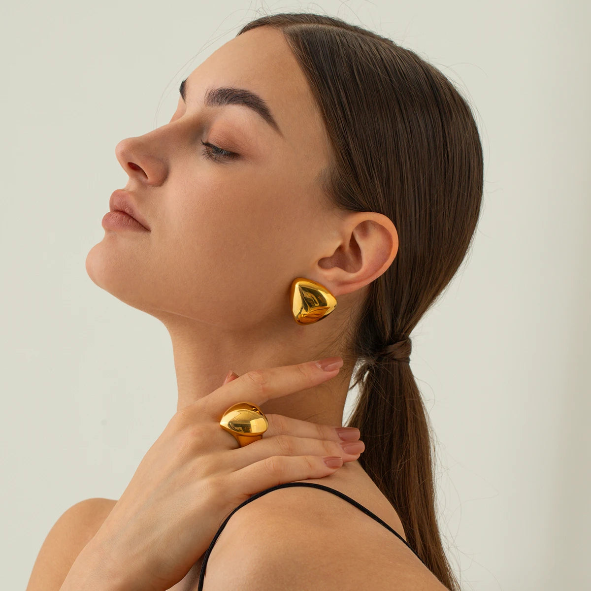 NERINA GOLD EARRINGS