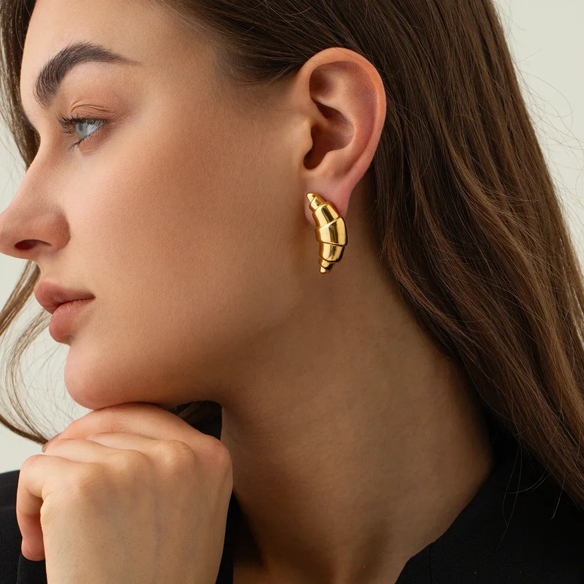 CROISSANT GOLD EARRINGS