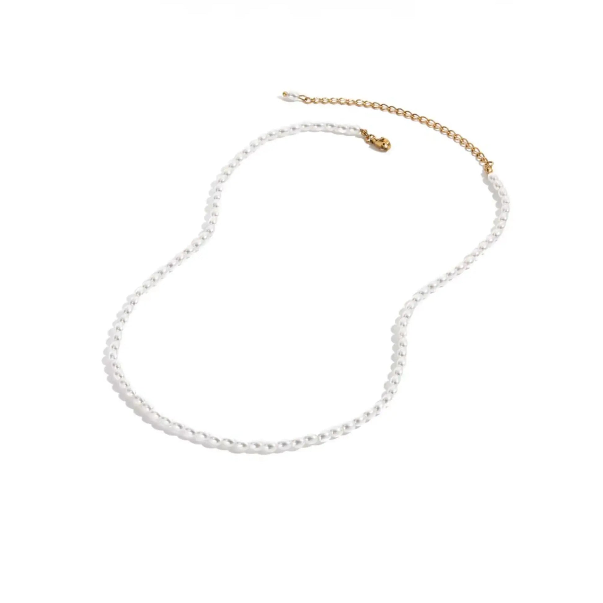 Savana Freshwater Pearl Necklace Olyssia