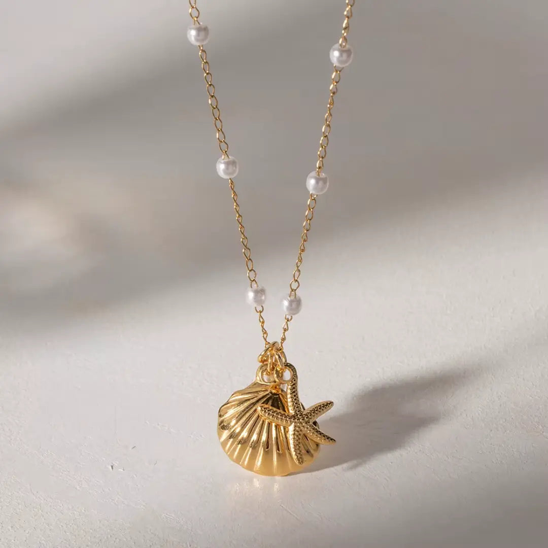 Shellfish Freshwater Pearl Necklace Olyssia