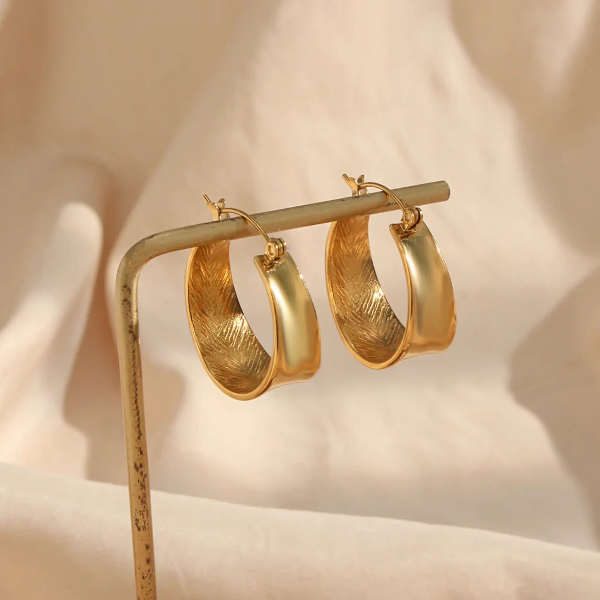 Silva Earrings Olyssia