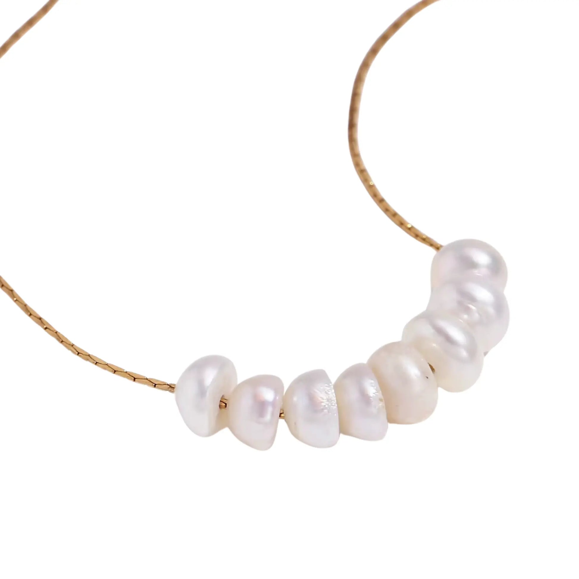 Stella Freshwater Pearl Necklace Olyssia