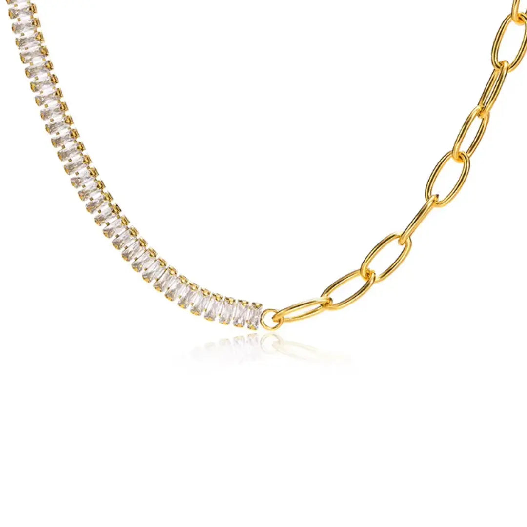 XELINA GOLD NECKLACE Olyssia